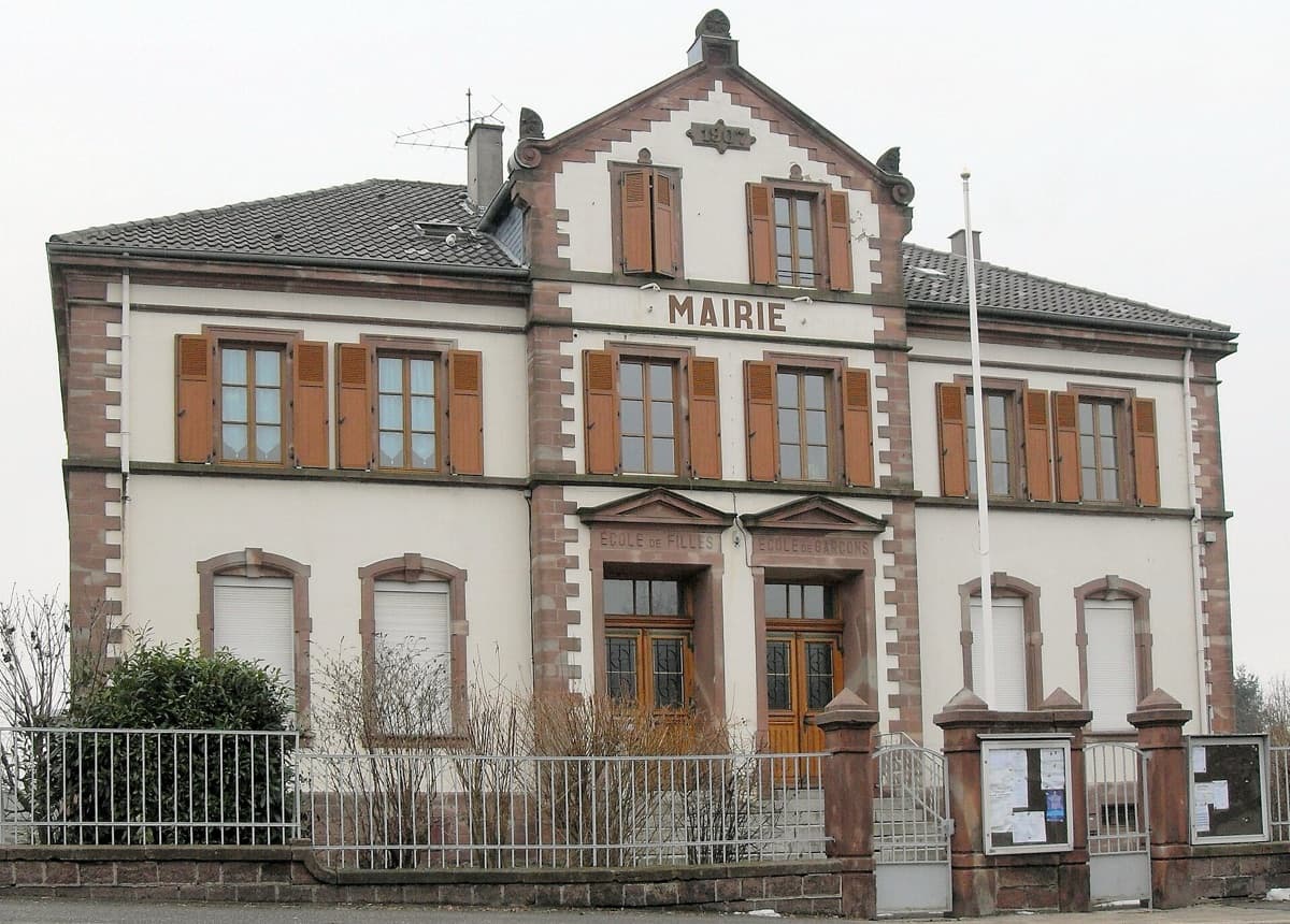 Mairie de Dannes (62187) Mairie de Dannes (62187)