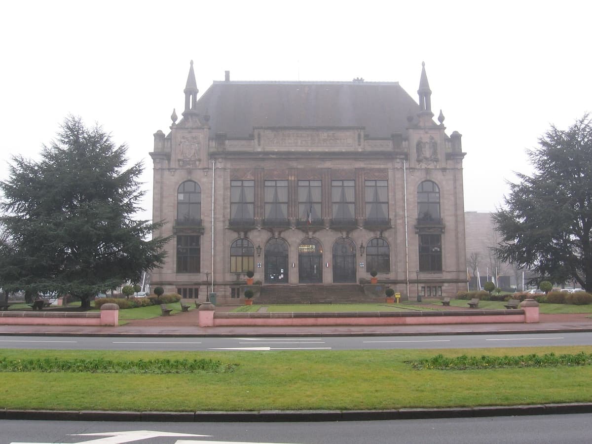 Mairie de Marcq-en-Barœul (59700) Mairie de Marcq-en-Barœul (59700)